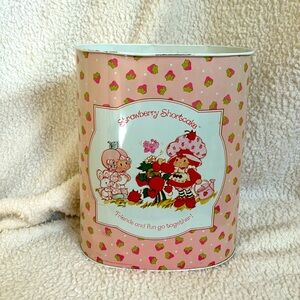 Vintage 80s Metal Strawberry Shortcake Trash Can